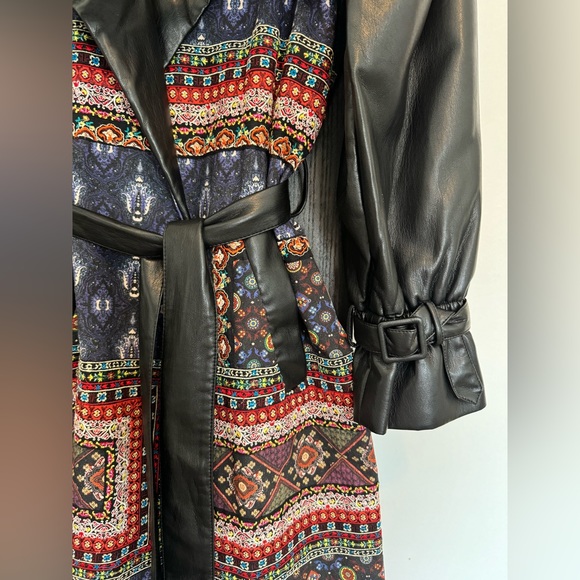 Alice + Olivia STUNNING trench size XS $995 msrp - Picture 5 of 8